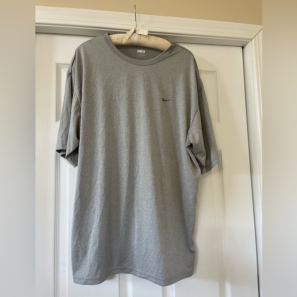Men’s Nike Fit Short Sleeve - XL